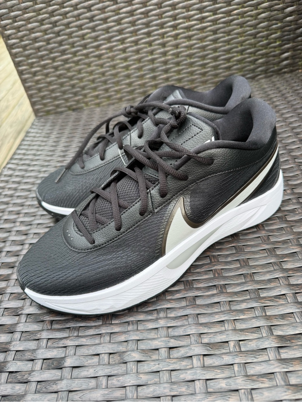 Nike Giannis Freak 6 Black White Lace Up Low Top Men's Basketball Sneakers